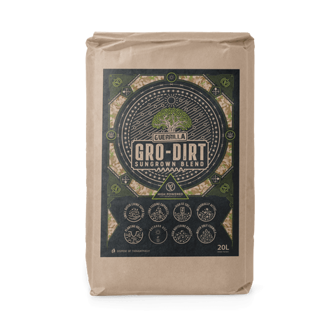 A 20L bag of GRO-DIRT Guerrilla on a transparent background.